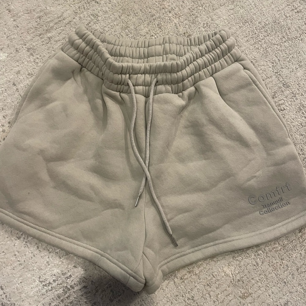 Women's Gray Shorts